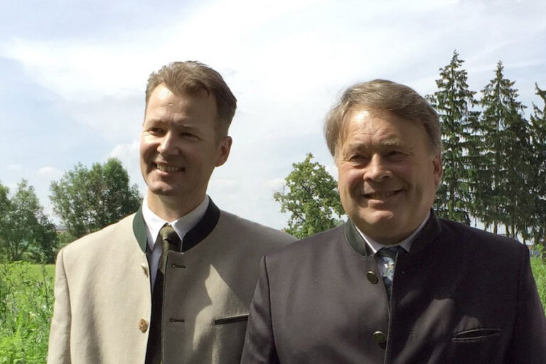 Hoher-Besuch-im-Revier